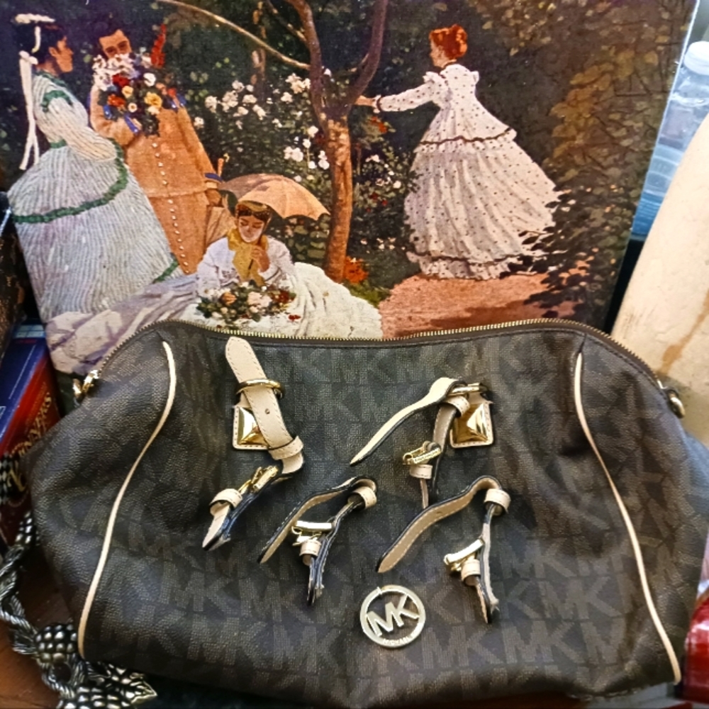 👜Michael Kors Grayson Medium Satchel👡Bag Is Excellent,Handle Need Repair👜🛍